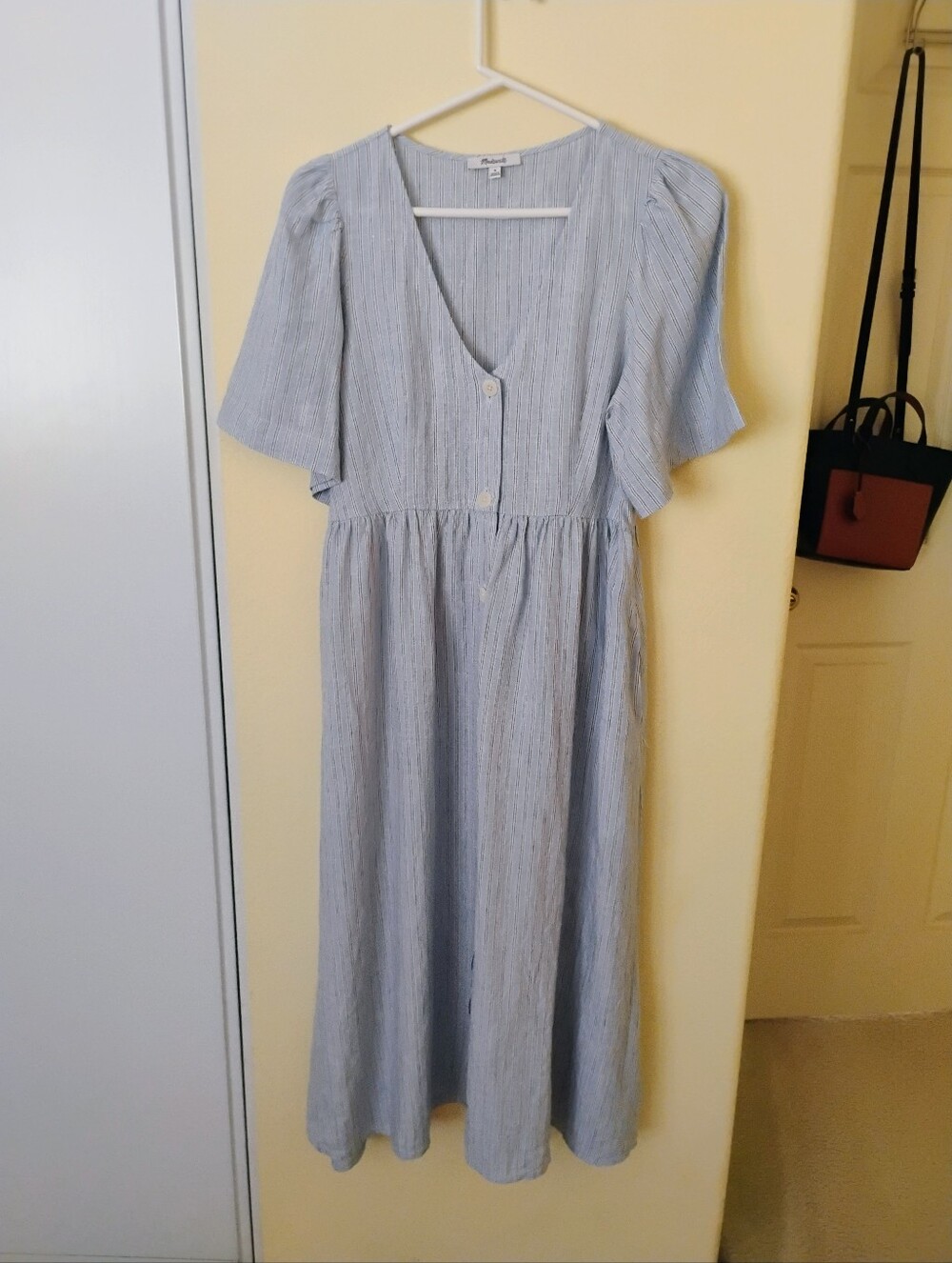 Madewell Cassie Button-Down Midi Dress